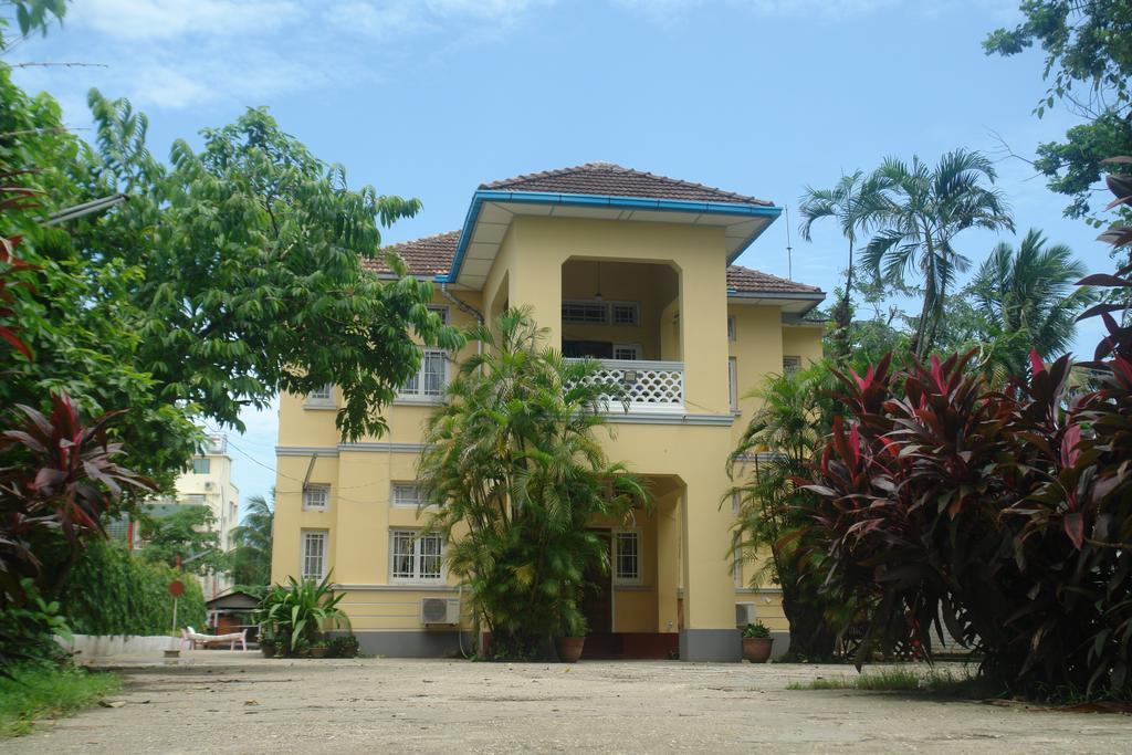 Golden Guest Inn Rangum Exterior foto