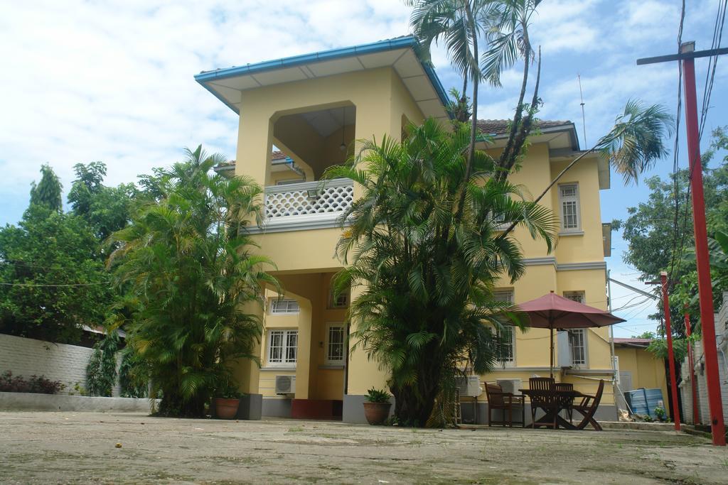 Golden Guest Inn Rangum Exterior foto